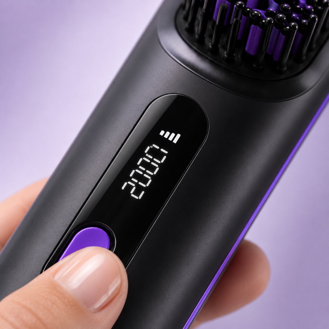 Brosse lissante chauffante ionique sans fil